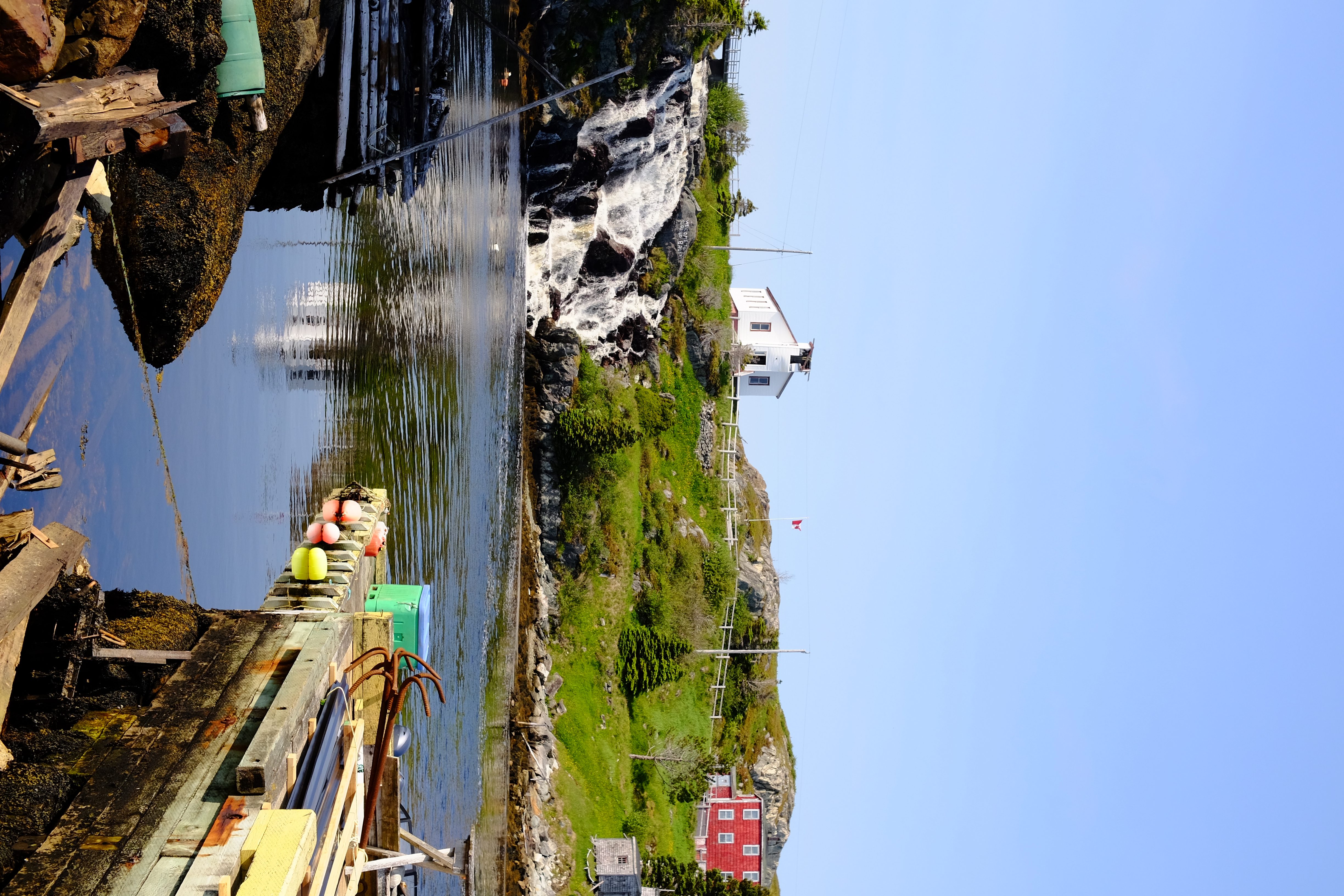 ../../img/newfoundlandsouth/grandwater.jpg